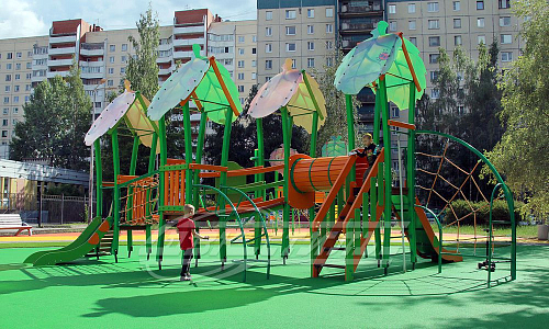 Игровой "танцующий" городок Г-3001 "Осень".  �5